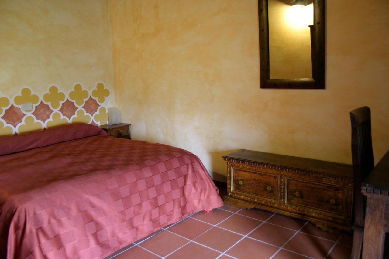 Отель Monastero Fortezza Di Santo Spirito Fossa Экстерьер фото